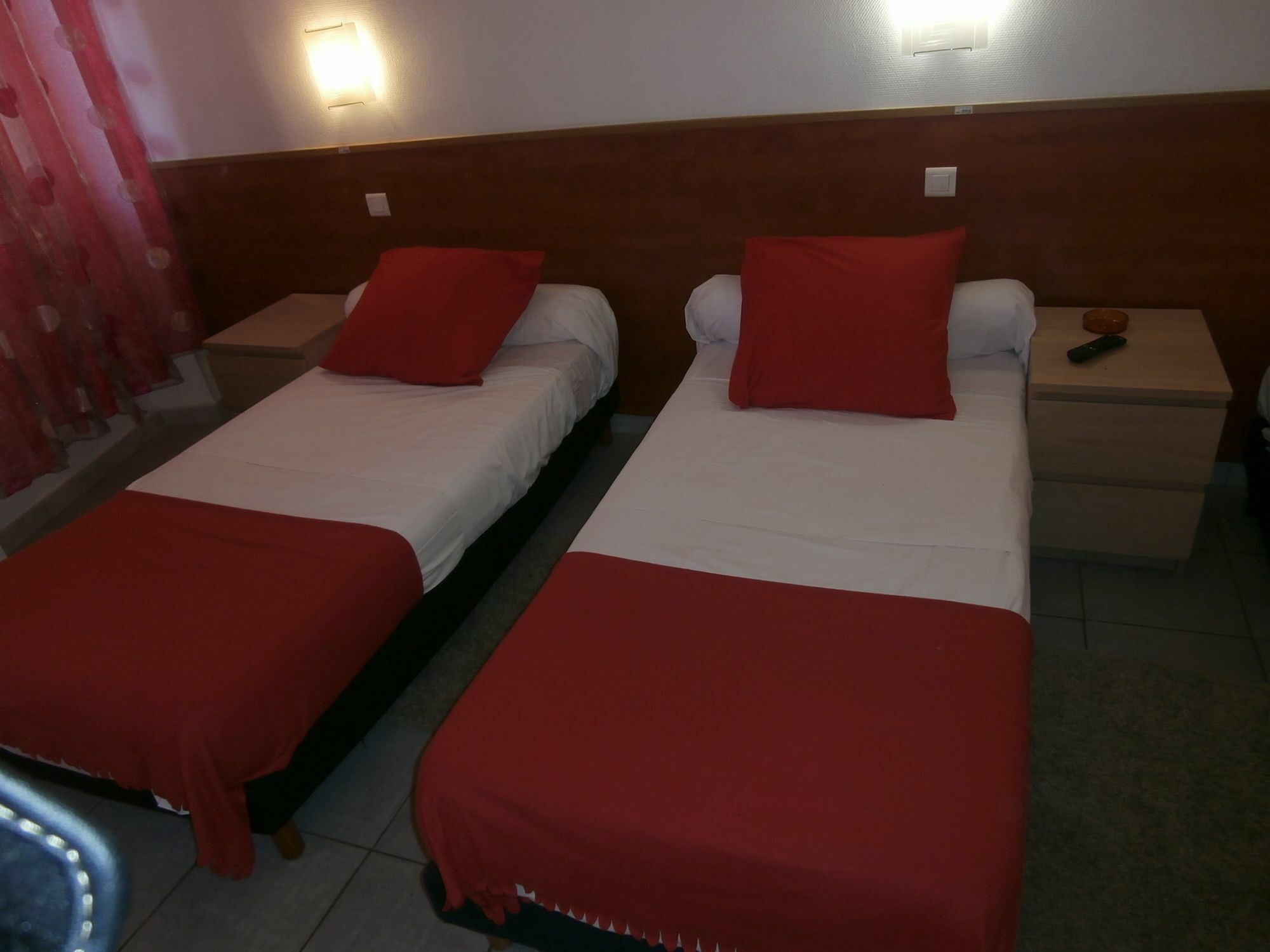 Hotel Imperial Marseille Bagian luar foto